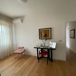 Goito Gallery